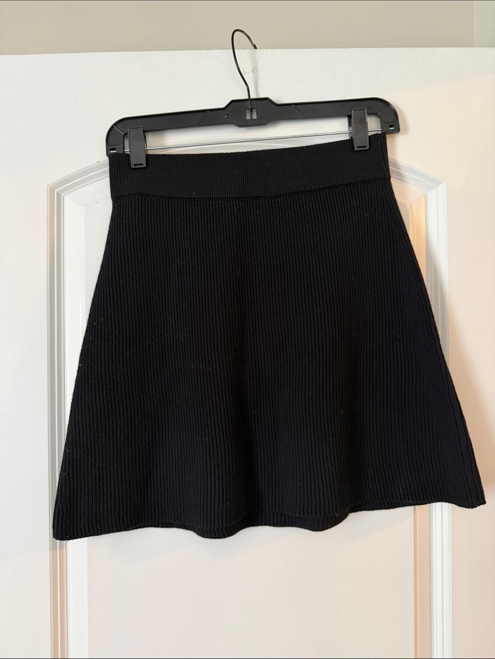Sézane Black Ribbed Circle Skirt